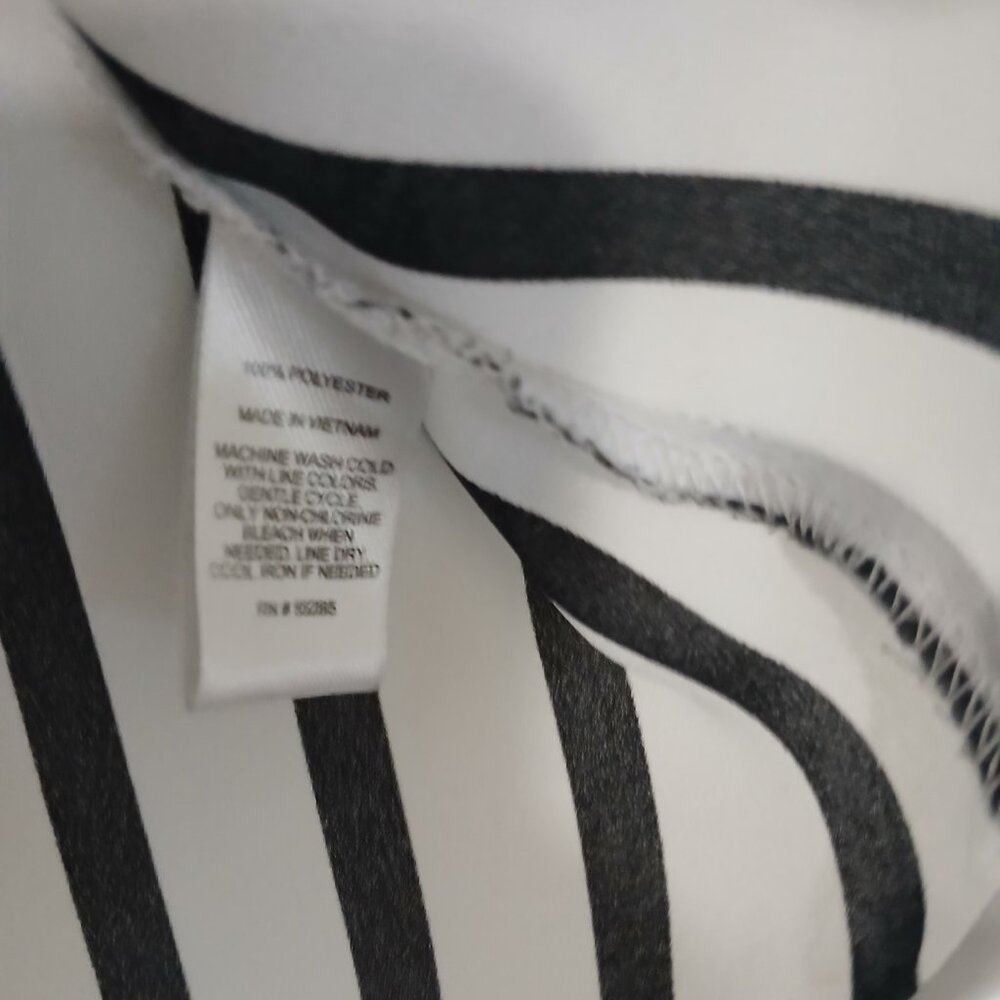 Express Portofino Shirt Women’s Medium Black White Stripe Button Front Blouse - Picture 7 of 8